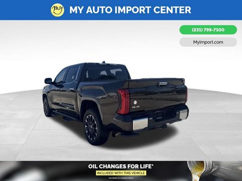 Used 2024 Toyota Tundra Limited w/ Power Package AWD/4WD image 5