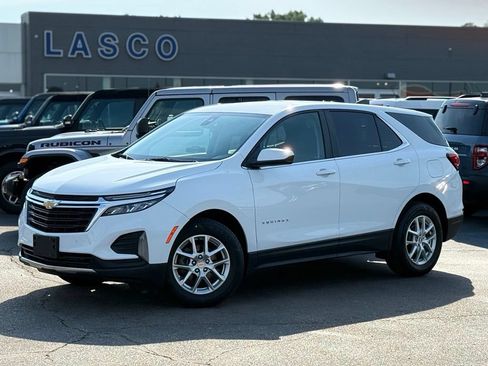 Used 2023 Chevrolet Equinox LT FWD image 1