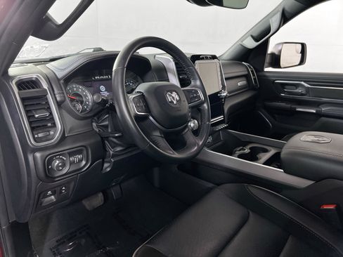 Used 2023 RAM 1500 Laramie AWD/4WD image 9