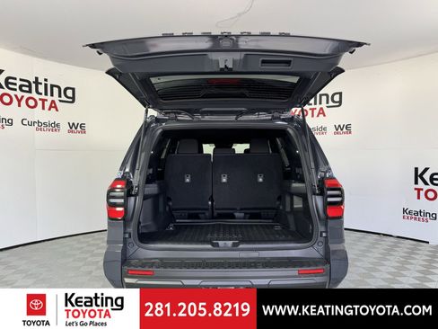 New 2026 Toyota 4Runner SR5 image 11