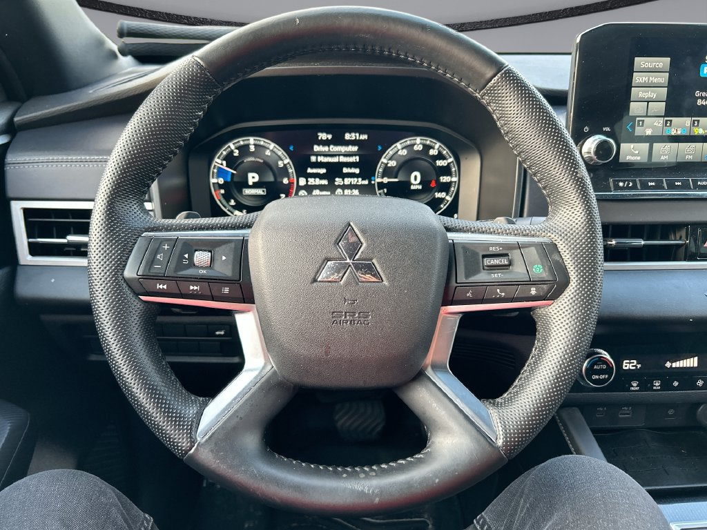 Used 2023 Mitsubishi Outlander SE AWD/4WD image 15