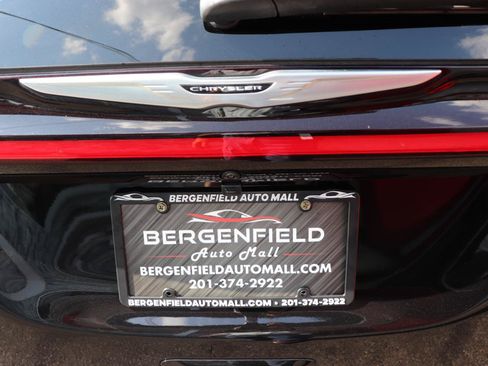 Used 2026 Chrysler Pacifica Select FWD image 68