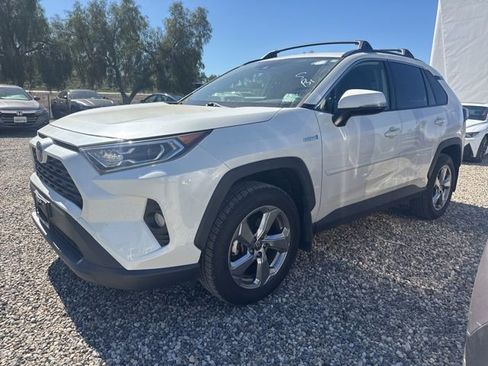 Used 2021 Toyota RAV4 XLE Premium image 1