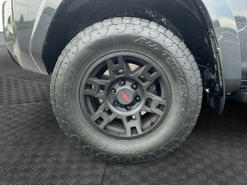 Used 2024 Toyota 4Runner TRD Pro AWD/4WD image 10