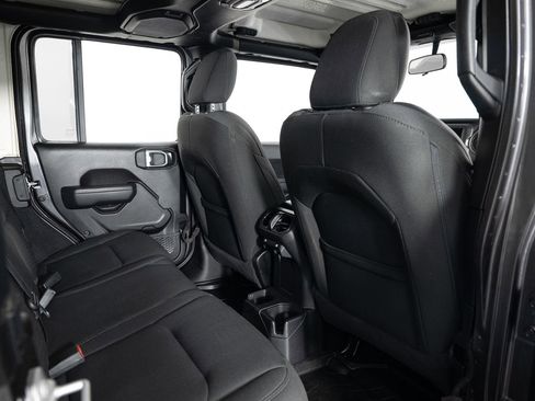 Used 2023 Jeep Wrangler Willys image 20