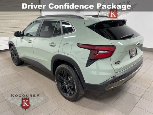 Used 2024 Chevrolet Trax ACTIV w/ Driver Confidence Package FWD image 4