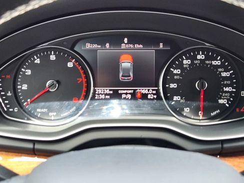 Used 2023 Audi Q5 2.0T Premium w/ Convenience Package AWD/4WD image 14