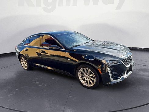 Used 2022 Cadillac CT5 Luxury w/ Cold Weather Package image 7
