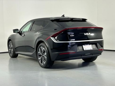 Used 2024 Kia EV6 Light RWD image 5