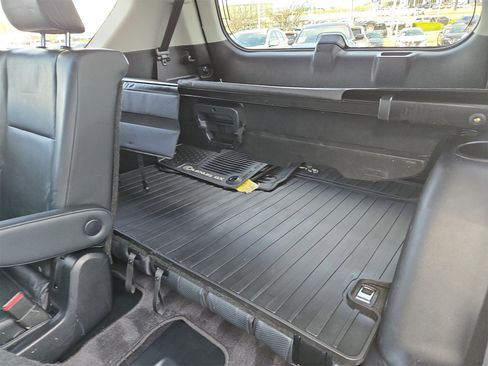 Used 2019 Lexus GX 460 image 40