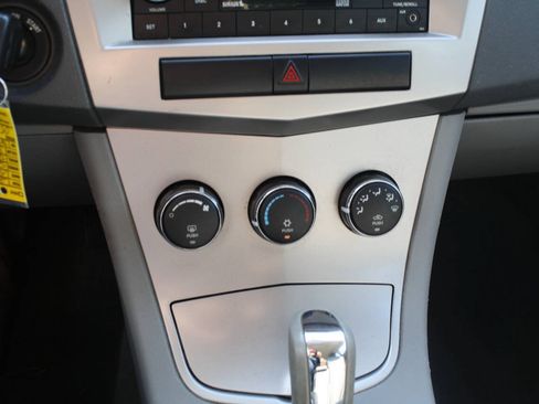 Used 2007 Chrysler Sebring Touring FWD image 10