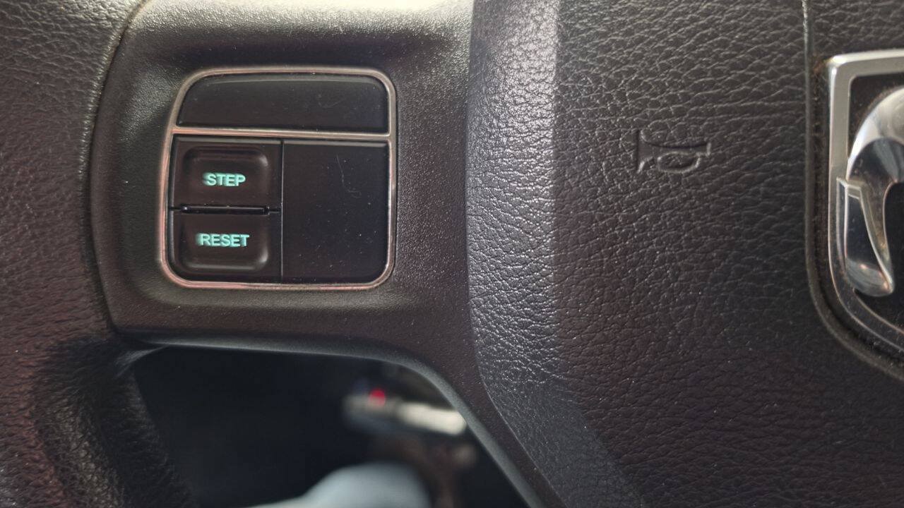 Used 2012 RAM 1500 Express w/ ST Popular Equipment Group AWD/4WD image 27