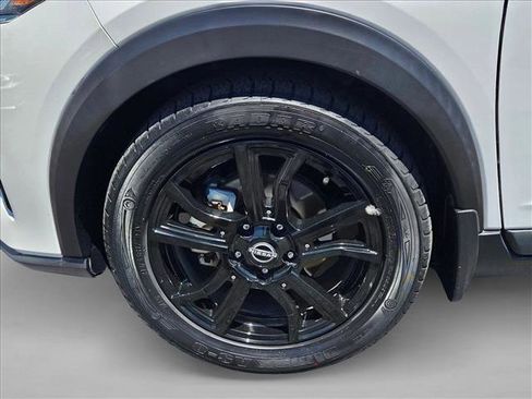 Used 2022 Nissan Kicks SV FWD image 22
