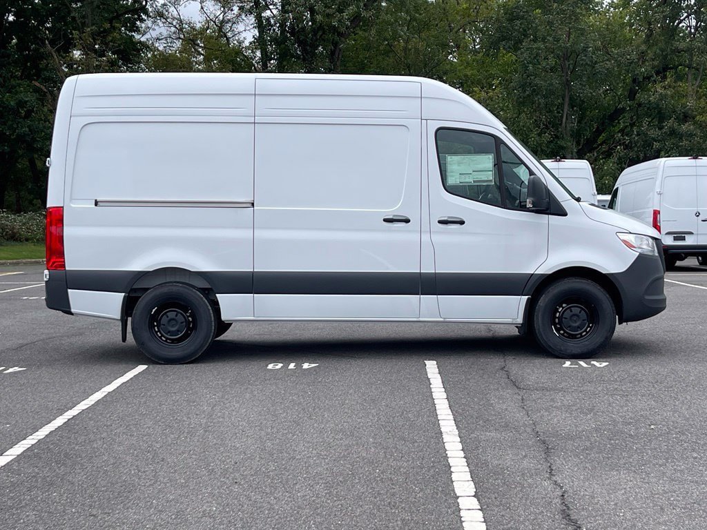 New 2025 Mercedes-Benz Sprinter 2500 image 3