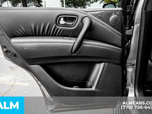 Used 2024 Nissan Armada SL w/ Midnight Edition Package image 59