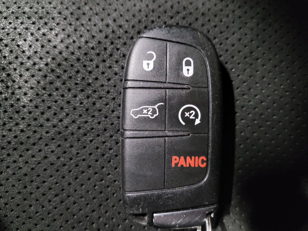 Used 2022 Jeep Grand Cherokee Laredo X AWD/4WD image 32