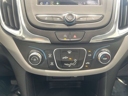 Used 2023 Chevrolet Equinox LT FWD image 18