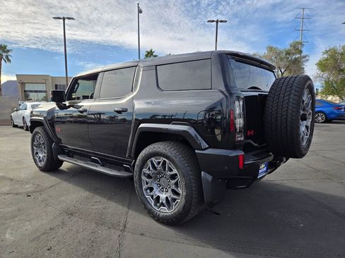 Used 2025 GMC Hummer EV 2X w/ LPO, Sport Package image 4