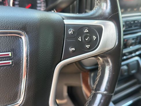 Used 2014 GMC Sierra 1500 SLT w/ SLT Preferred Package AWD/4WD image 19