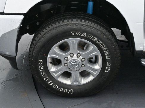 Used 2025 RAM 2500 Big Horn AWD/4WD image 34
