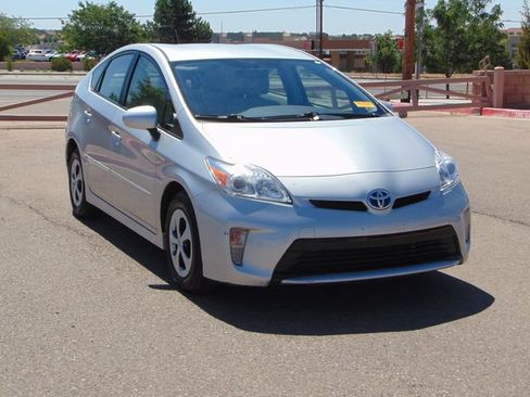 Used 2012 Toyota Prius Three FWD image 9