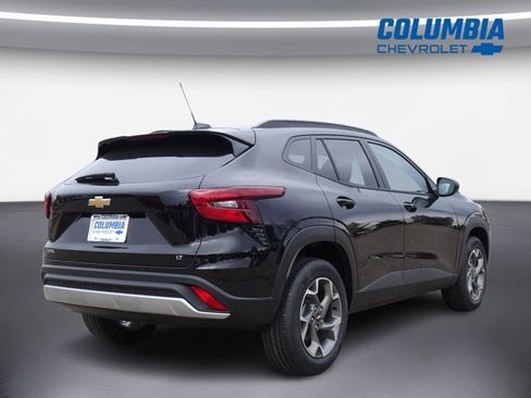 New 2026 Chevrolet Trax LT w/ Driver Confidence Package image 3