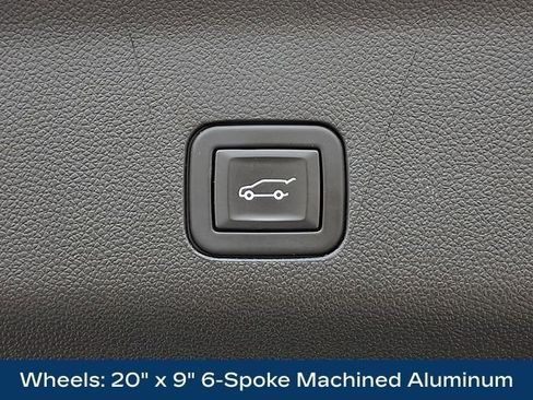 Used 2023 GMC Yukon AT4 image 41