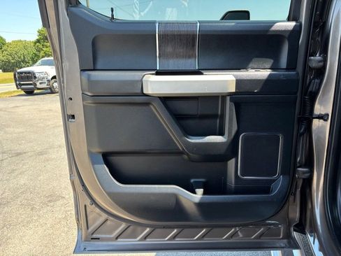 Used 2020 Ford F250 Lariat w/ Lariat Value Package image 22