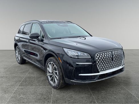 New 2026 Lincoln Corsair Premiere image 7