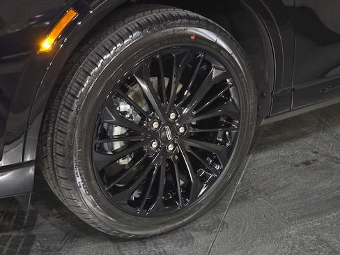 New 2025 Lincoln Corsair Reserve w/ Equipment Group 202A AWD/4WD image 10