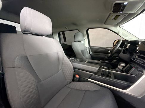 Used 2023 Toyota Tundra SR5 w/ SR5 Convenience Package AWD/4WD image 37