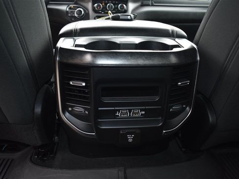 Used 2019 RAM 1500 Big Horn AWD/4WD image 27
