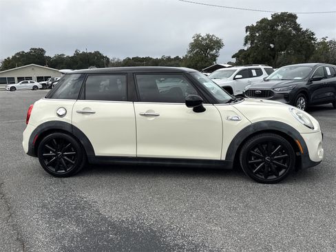 Used 2016 MINI Cooper S image 7