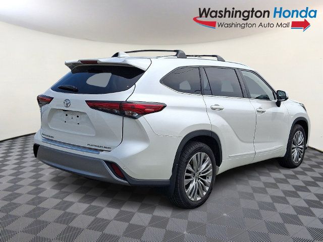 Used 2020 Toyota Highlander Platinum AWD/4WD image 7