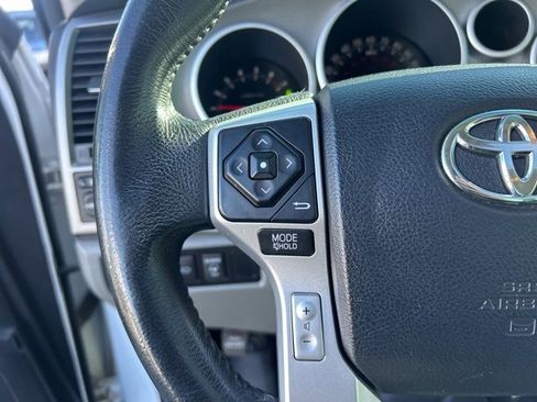 Used 2015 Toyota Sequoia Limited image 22
