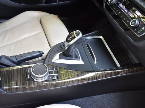 Used 2018 BMW 230i Coupe RWD image 20