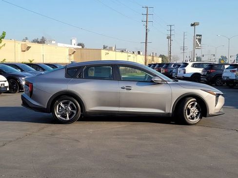 New 2026 Kia K4 LXS image 4