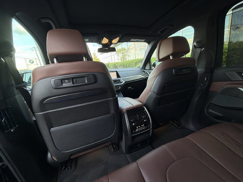 Used 2022 BMW X5 M50i w/ Executive Package AWD/4WD image 20