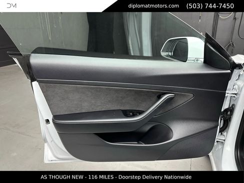 Used 2020 Tesla Model 3 Standard Range Plus image 30