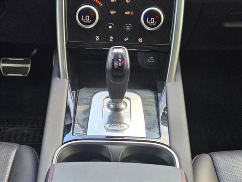 Certified 2023 Land Rover Discovery Sport SE R-Dynamic image 11