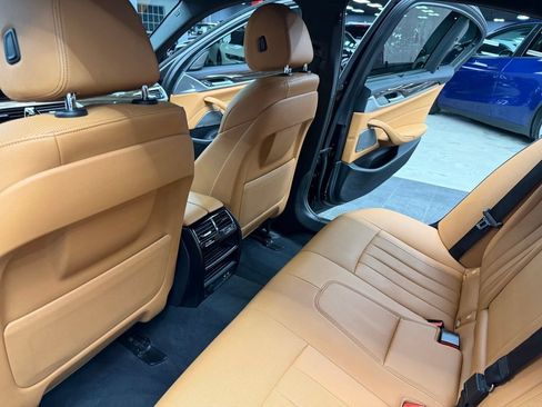Used 2023 BMW 540i RWD image 37