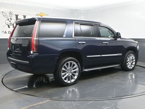 Used 2020 Cadillac Escalade Luxury AWD/4WD image 51