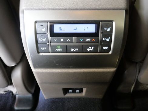 Used 2021 Lexus GX 460 Premium w/ Premium Package AWD/4WD image 35