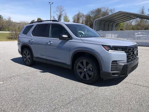 New 2026 Honda Pilot Sport image 2