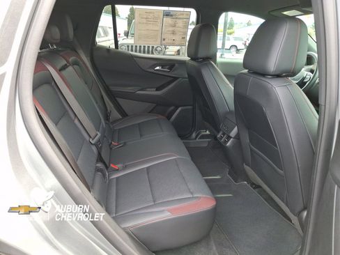 Used 2025 Chevrolet Equinox RS w/ Convenience Package III image 23