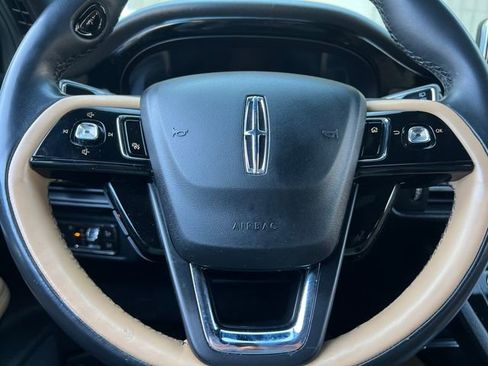 Used 2020 Lincoln Corsair Reserve image 21