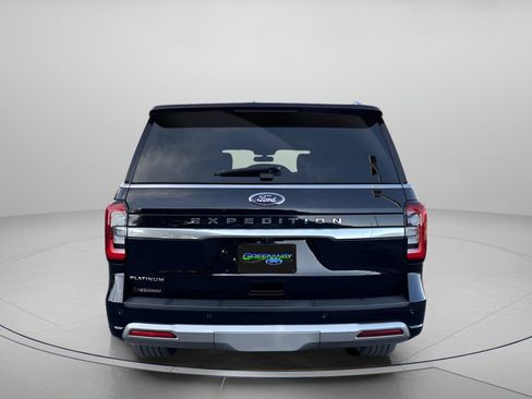 Used 2023 Ford Expedition Platinum image 4