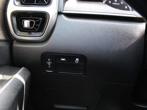 Used 2022 Kia Sorento S w/ Panoramic Sunroof Package image 21