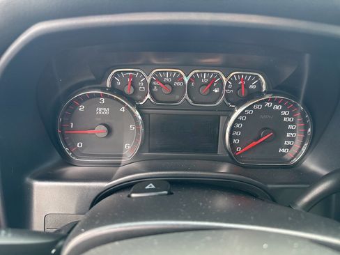 Used 2016 GMC Sierra 2500 SLE w/ SLE Preferred Package image 7