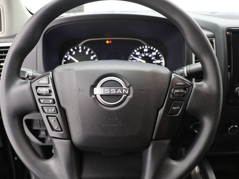 Used 2023 Nissan Frontier SV image 20